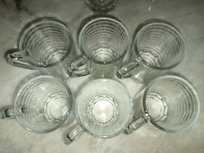 Glass cups with handle 2