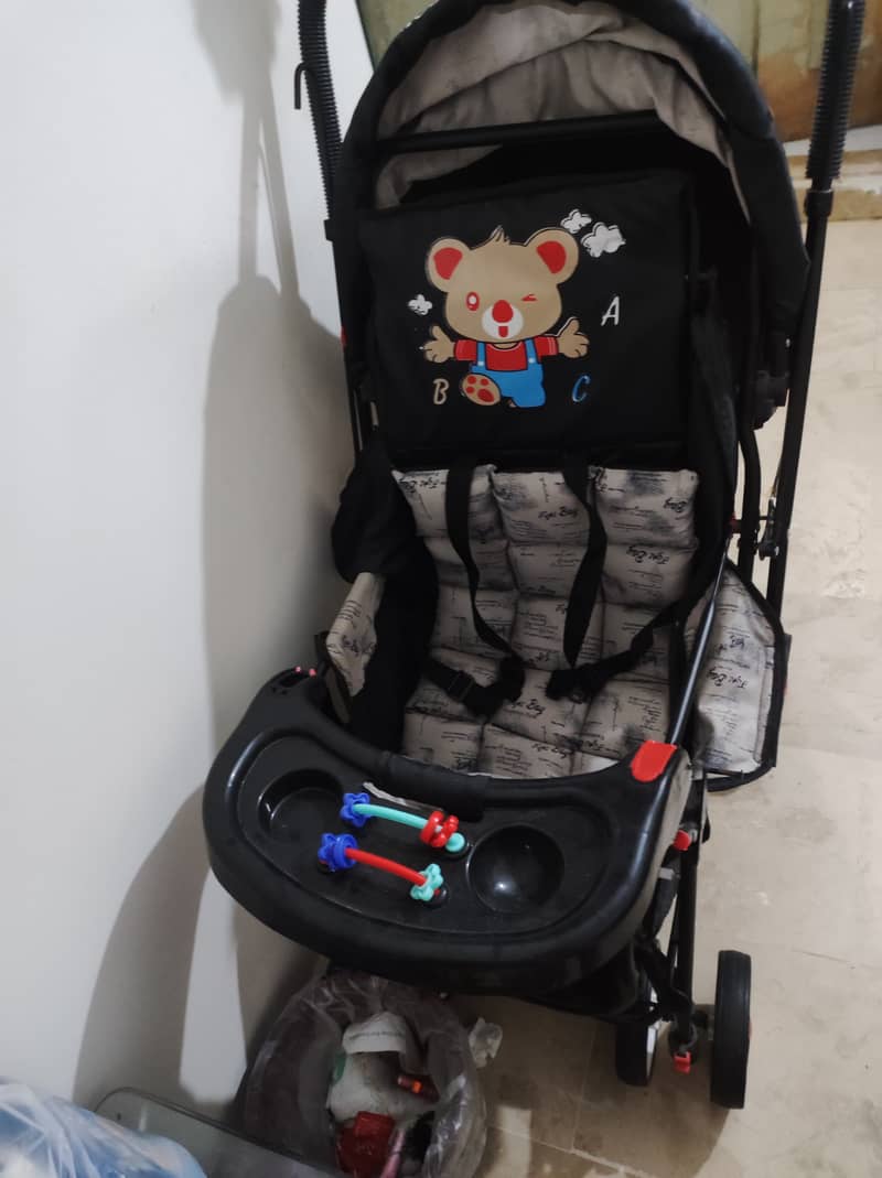 3,4 times used pram for sale 2