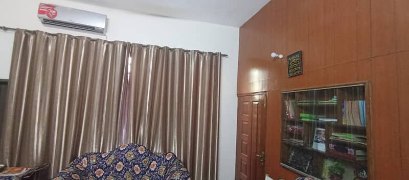 CANTT,EXECUTIVE LUXURY APARTMENTS FOR RENT GULBERG GARDEN TOWN SHADMAN GOR LAHORE 24