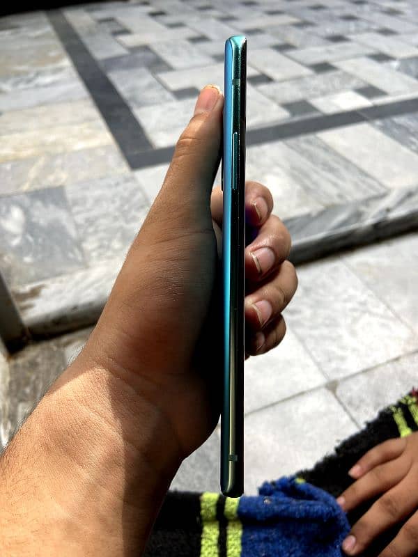 oneplus 8. . . . urgent sale 2