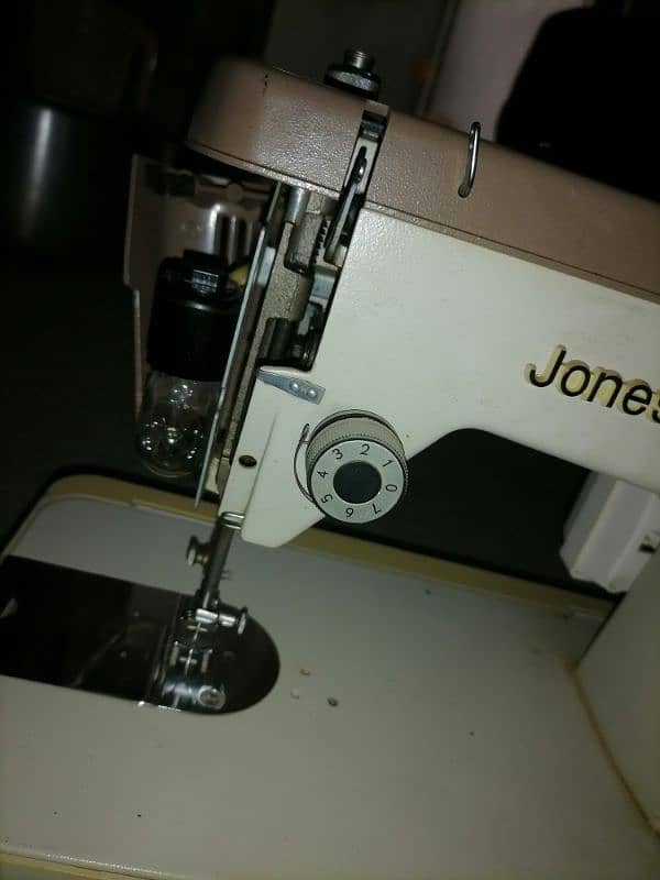 sewing machine 0