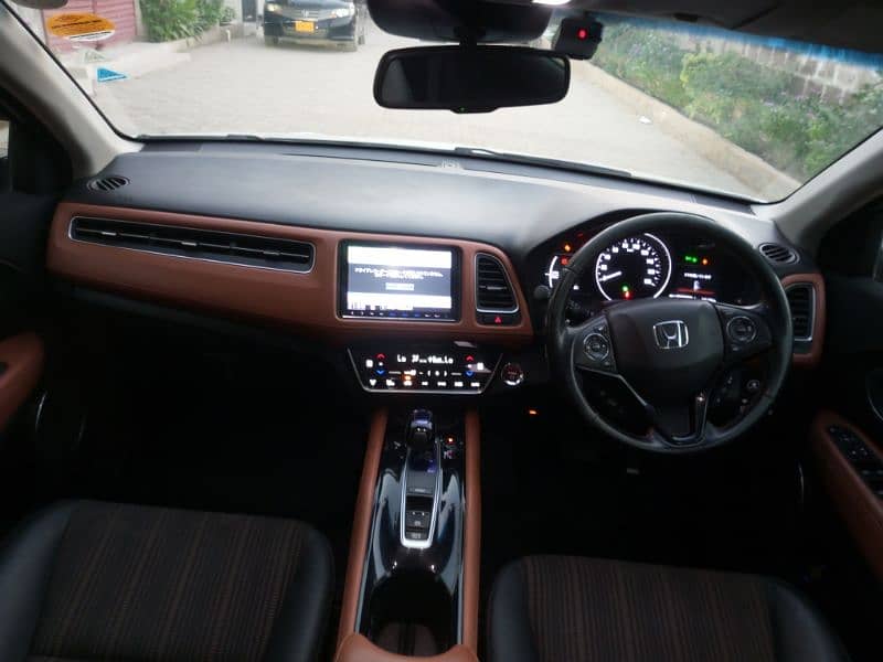 Honda Vezel 2016 4