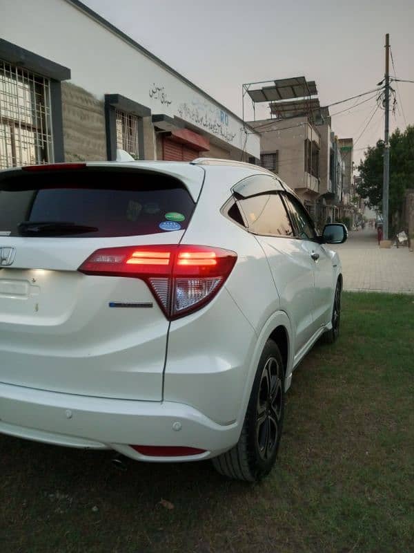 Honda Vezel 2016 14