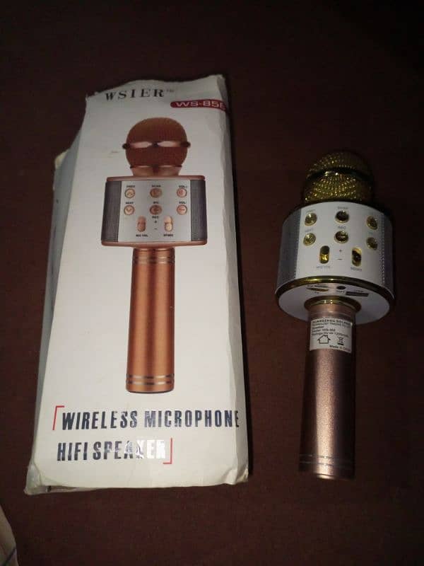 Wireless Microphone 3