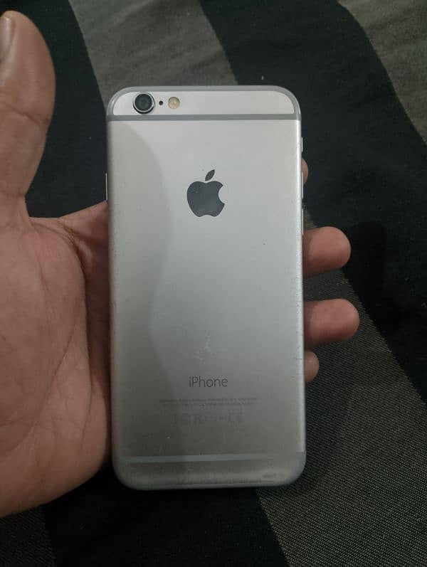 iphone 6  64GB 3