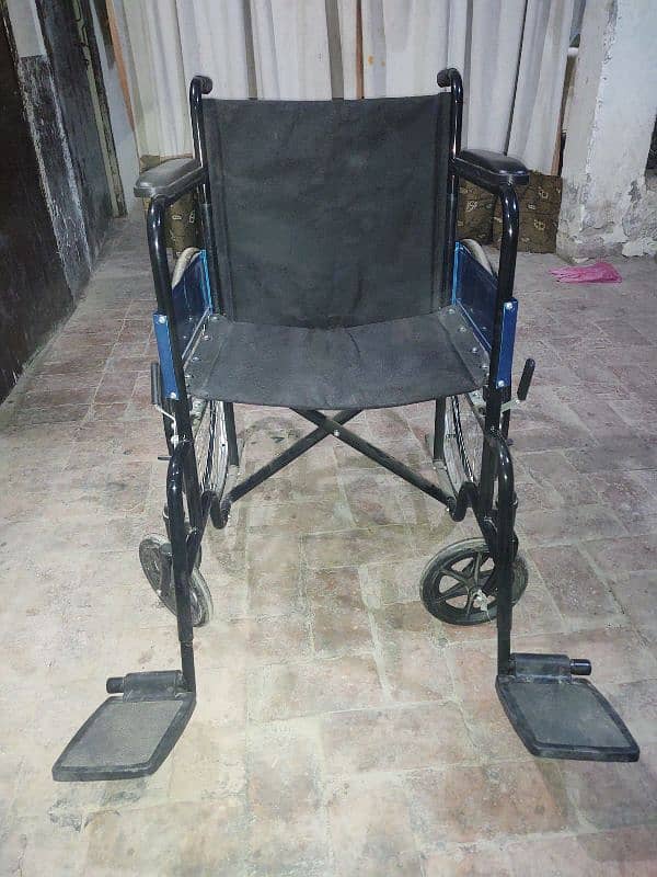 wheel chair 0