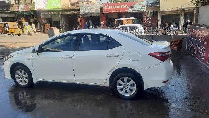 Toyota Corolla Altis 2017 5