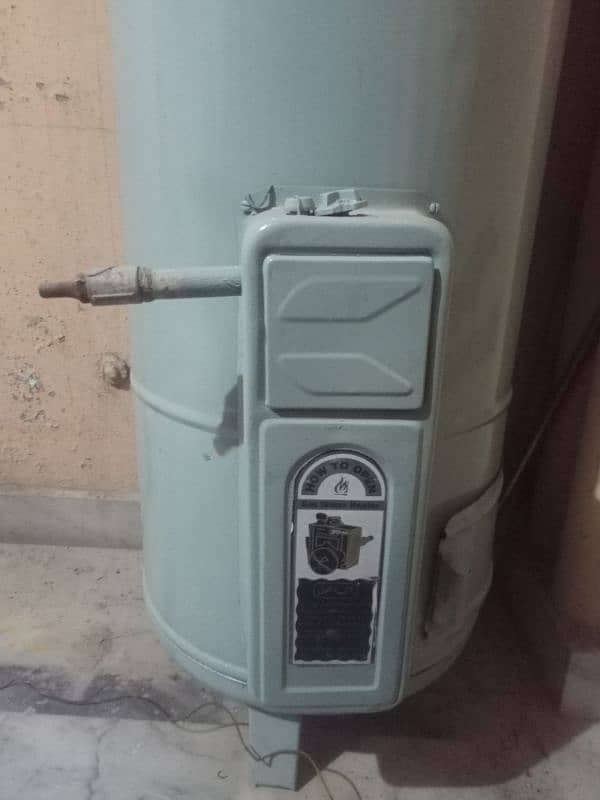 Efficient & Reliable Gas Geyser for Sale . 2