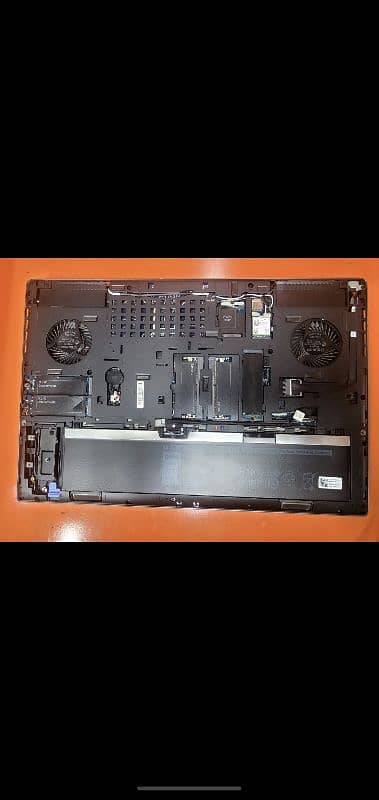 Dell precision 7730 9th generation 4