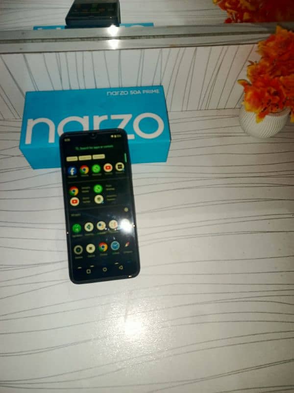 realme 4 gb 64 gb 10/10 condition 1