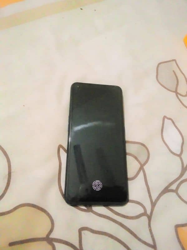 Mobile Realme 7Pro mobile all ok hy one hand used 4