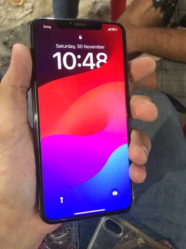 PTA APPROVED IPHONE XSMAX 3