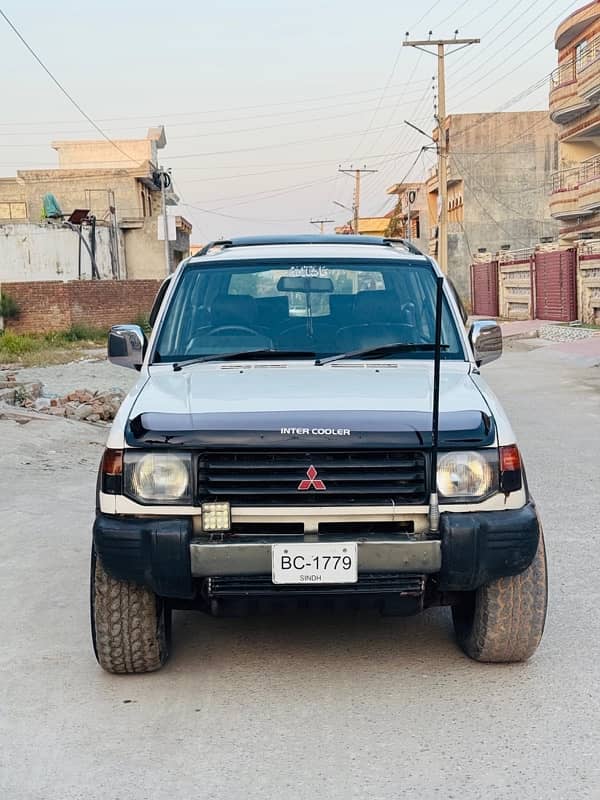 Mitsubishi pajero Intercooler 91/92 model sindh 2