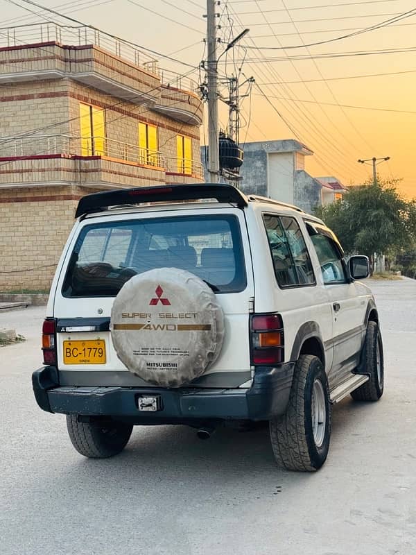 Mitsubishi pajero Intercooler 91/92 model sindh 3