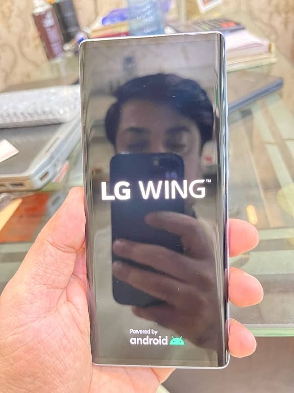 LG Wing dual screen 8/256 Non PTA 4