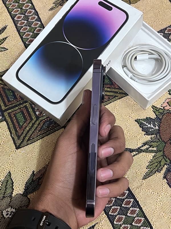 Iphone 14Pro. 256Gb. 10/10. Non Pta. With Box 4