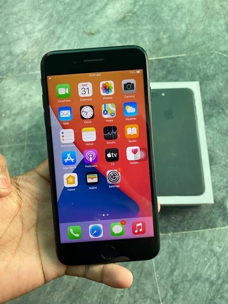 iPhone 7plus (128gb)”PTA”urgently Sale. 0-3-0-3-3-5-8-5-9-1-0 2