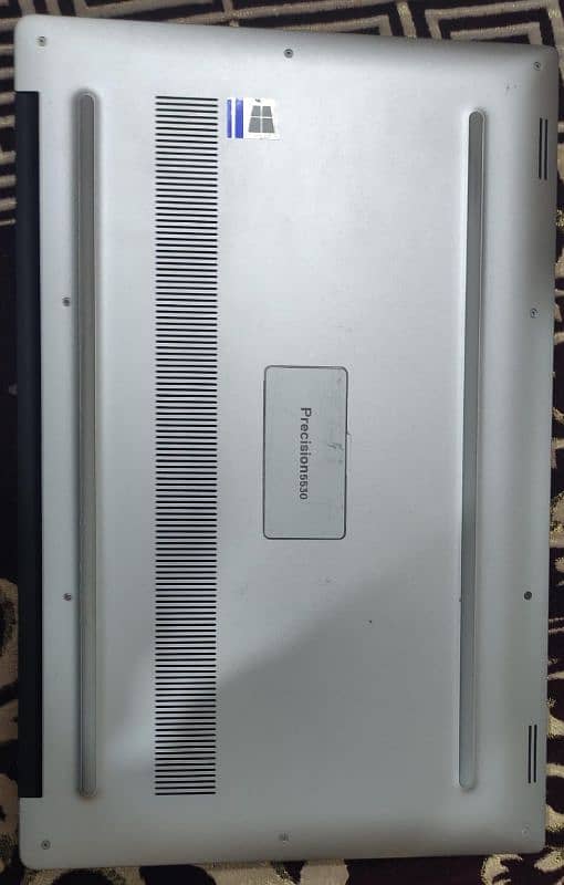 Dell precision 5530, 32/256GB, 4GB Nvidia graphic card, touch screen 1