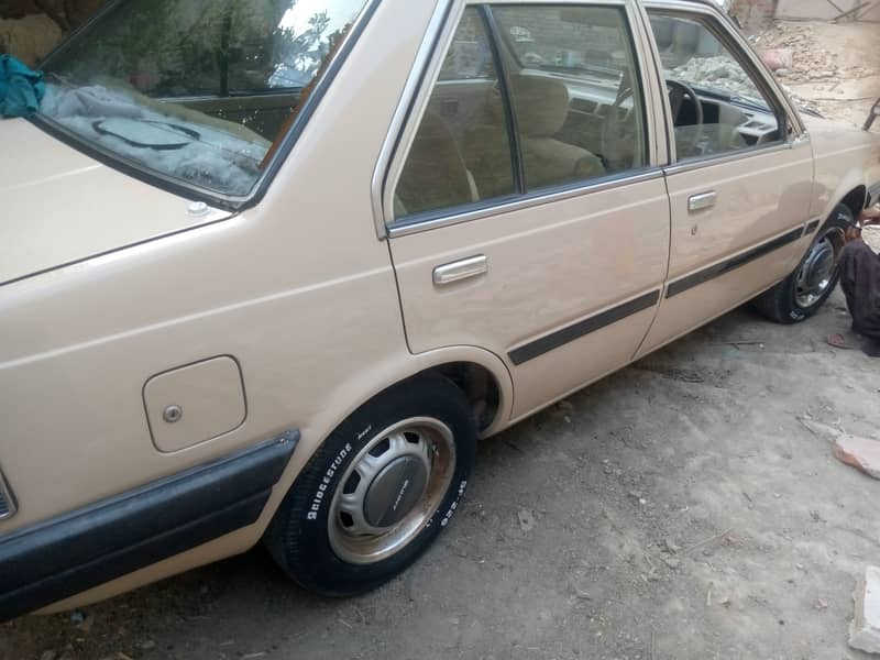 Nissan Sunny 1985 5