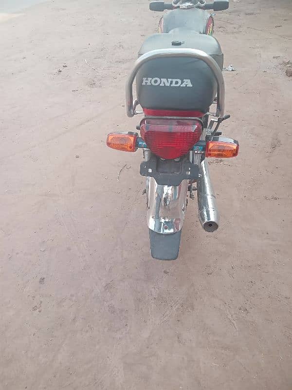 Honda cd 70 3