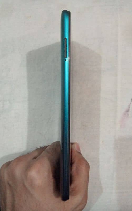 Infinix hot 9 play 4/64 for sale 6