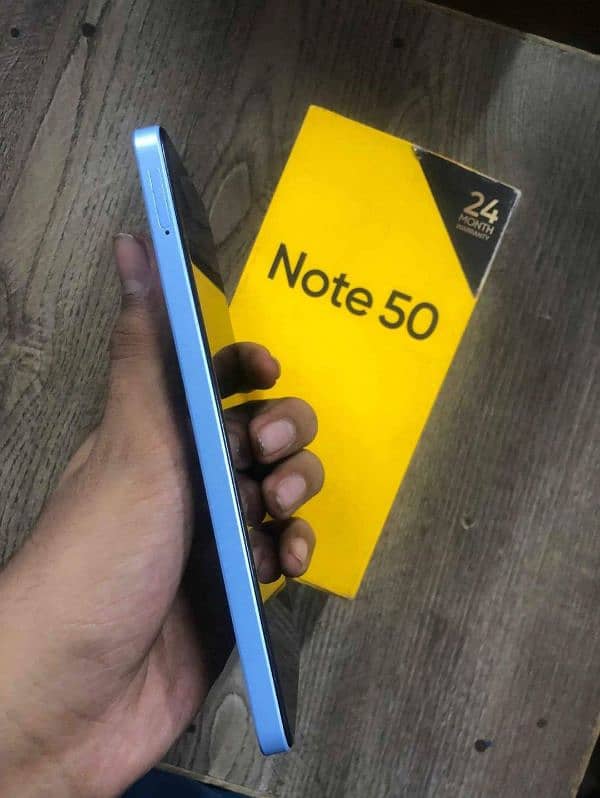 Realme Not50 22000 1