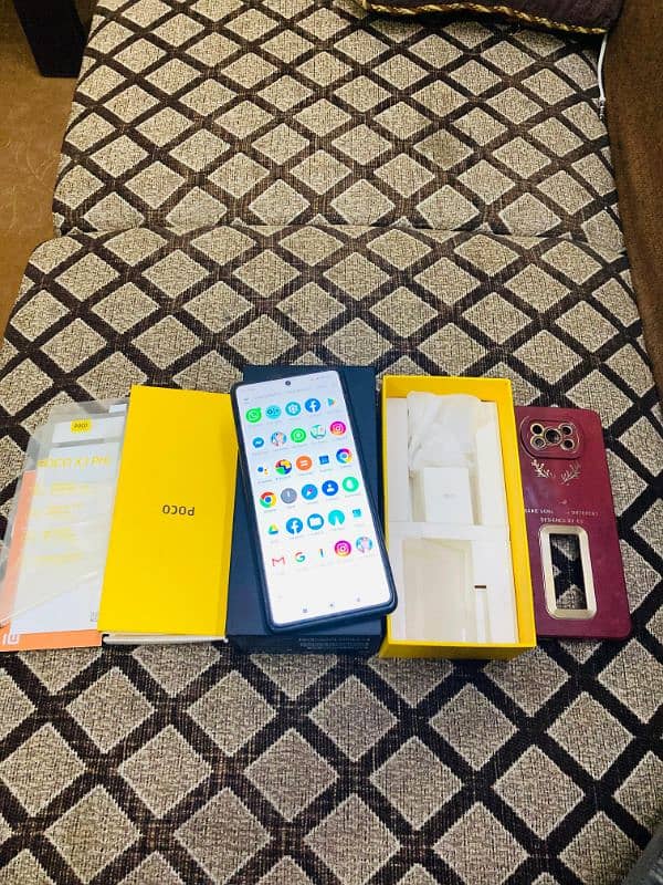 poco x3 pro 8+3/256 with box 8