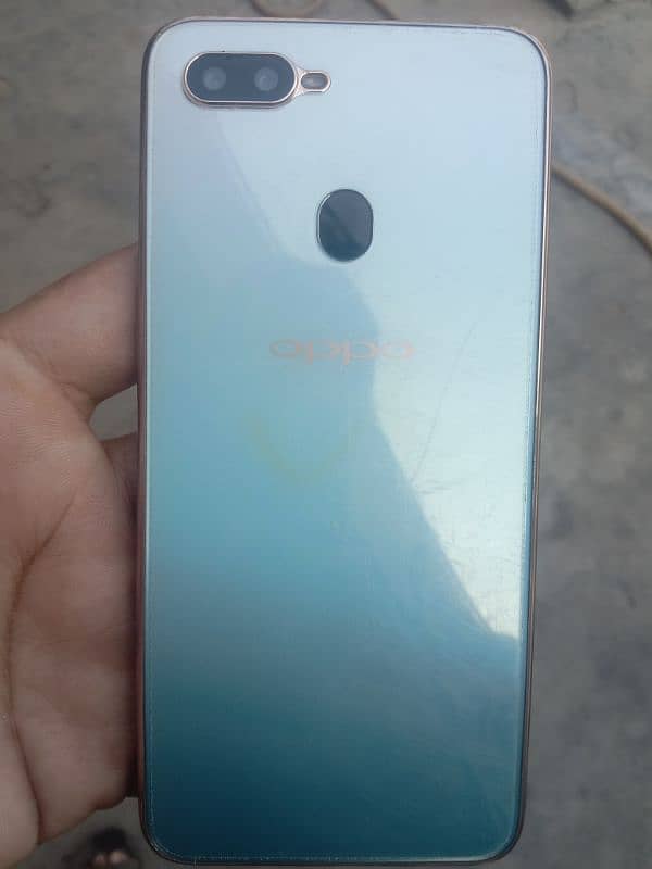 oppo f9 4gb ram or 64gb rom with box glass change or back 1