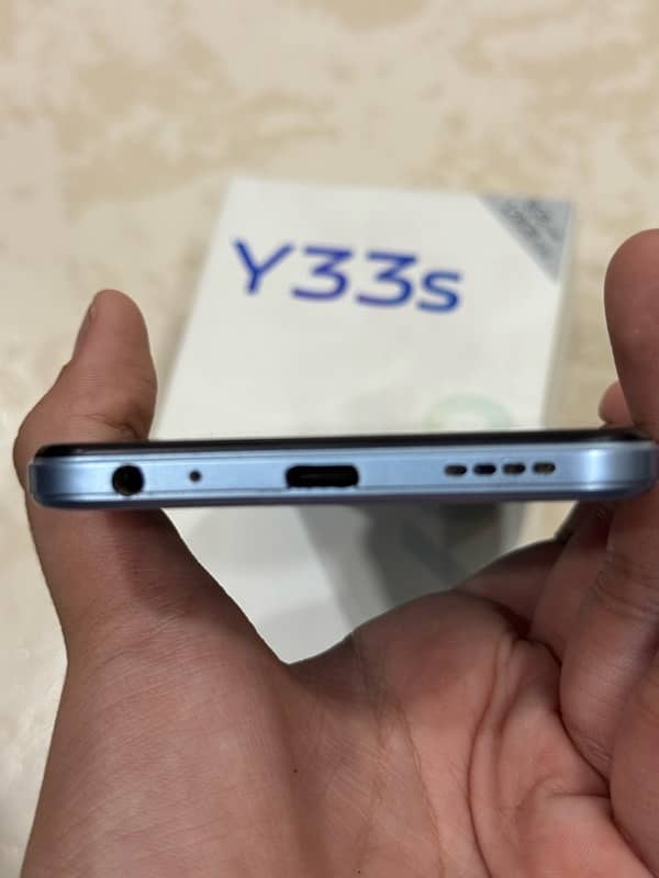 vivo y33s 3