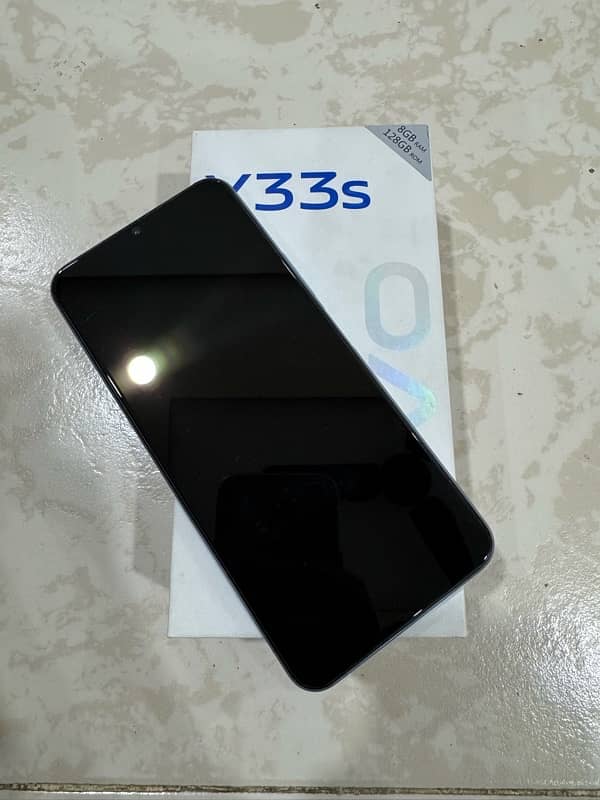 vivo y33s 5