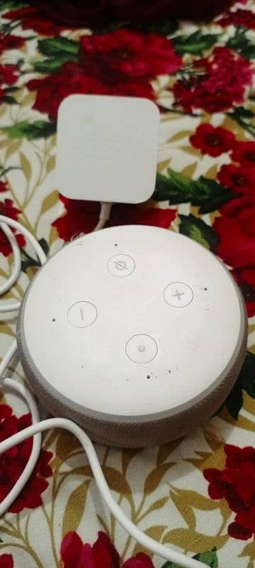 echo dot 3rd generation used me with charger i 1