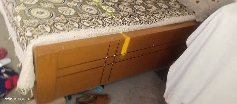 bed and coubrd for sale 6