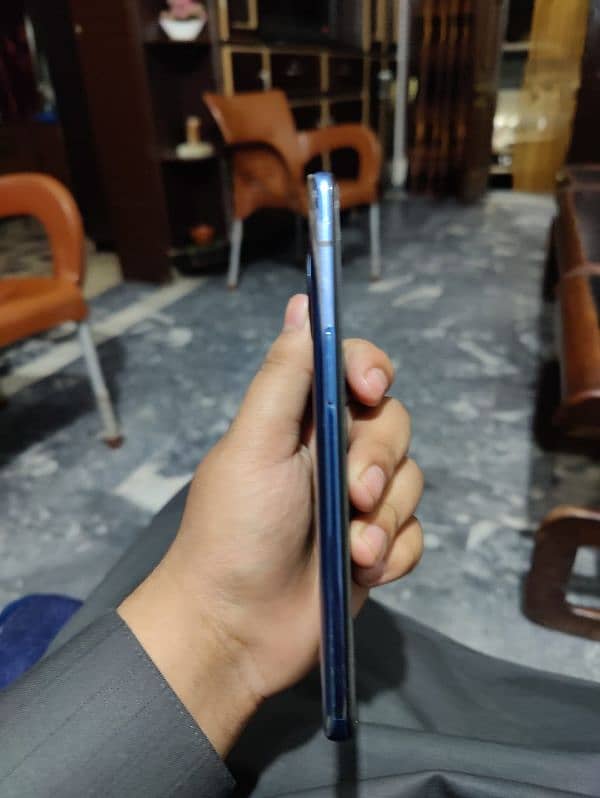 OnePlus 7t for sale in good condition 8+5/256 gb kabhi line aa jati ha 3