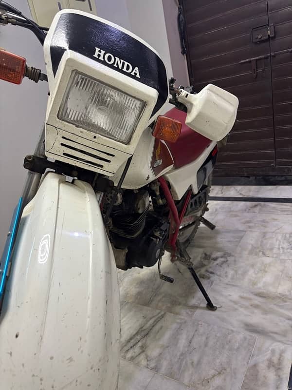 Honda XL 175 1