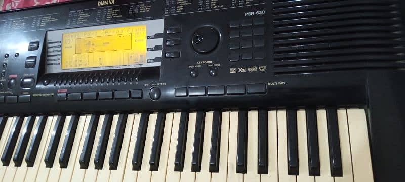 Yamaha PSR 630 Professional Piano Yamaha keyboard Roland Casio Korg 0