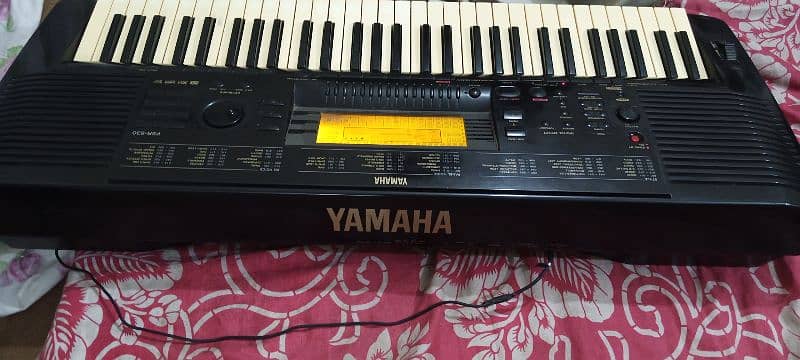 Yamaha PSR 630 Professional Piano Yamaha keyboard Roland Casio Korg 2