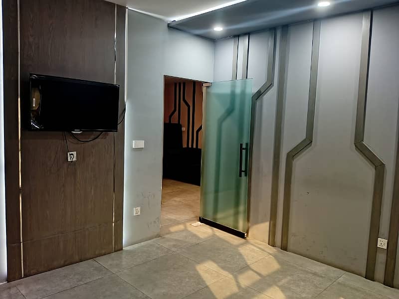 1 KANAL 2ND FLOOR FURNISHED OFFICE FOR RENT IN JOHAR TOWN 12