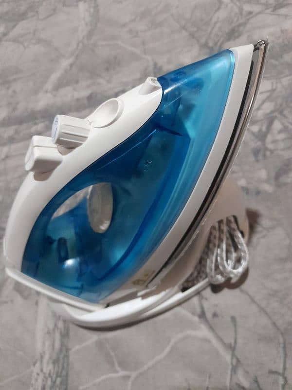 innovage home steam iron 1