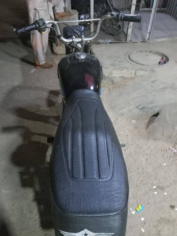 unique bike saf sutri zubardast condition mashallah sy 8