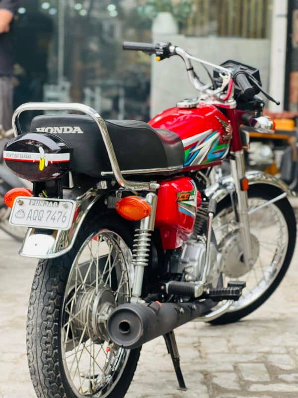 hondA  125 0