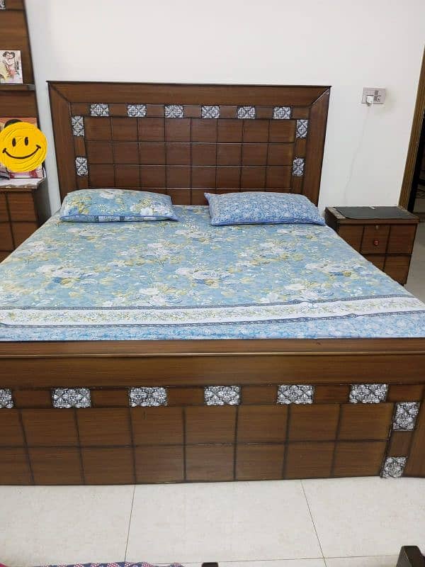 Bed with dressing for sale 1