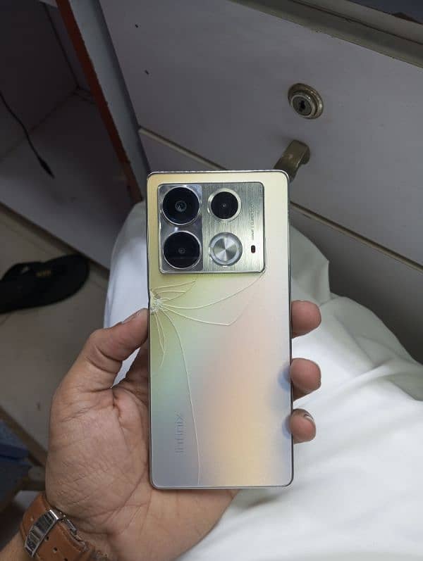 infinix Note 40 8/256 official approved complete box 0