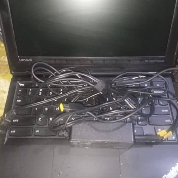 Lenovo Thinkpad Chromebook 11e 5