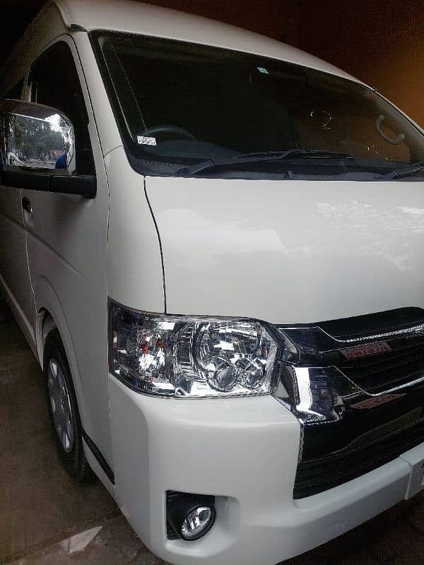 Toyota Hiace  GRAND CABIN 224 GL 2020 1