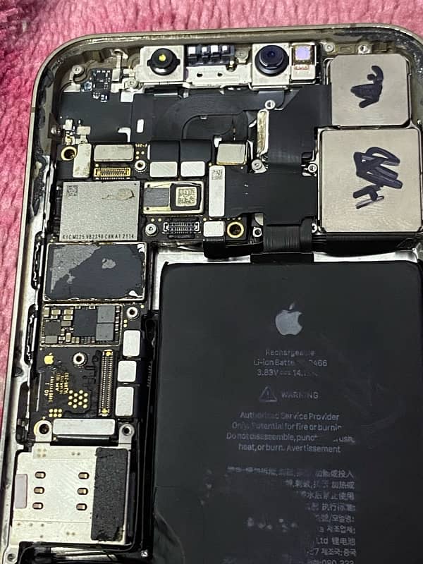 iphone 12 pro max motherboard issue 3