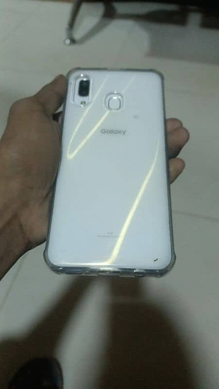 SAMSUNG A30 5