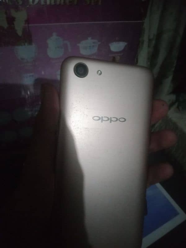 urgent sell oppo A83 serious buyer contact what's app 03447382049 4