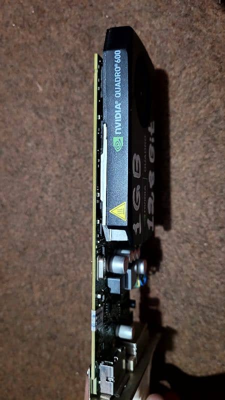 NVIDIA Quadro 600 1GB DDR3 Graphics Card - Good Condition 1