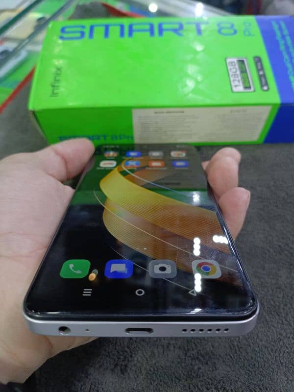 Infinix SMART 8 (PRO) 2