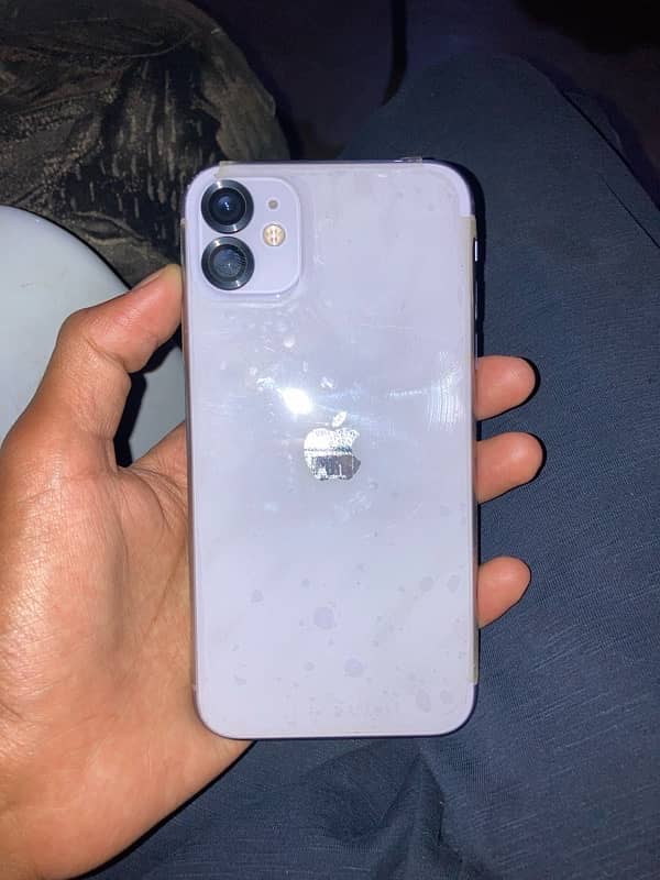 iPhone 11 (64 GB) 0